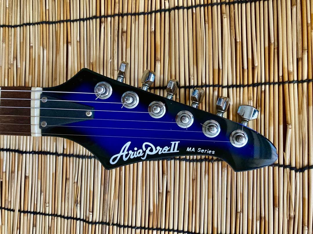 ☆美品　新機能満載　AriaPro II MA SSH ST