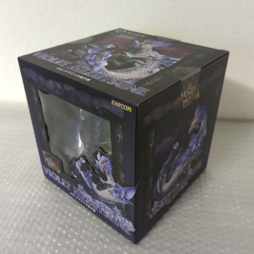 〚希少・未開封品〛クリエイターズモデル 焔狐竜 タマミツネ希少種 フィギュア