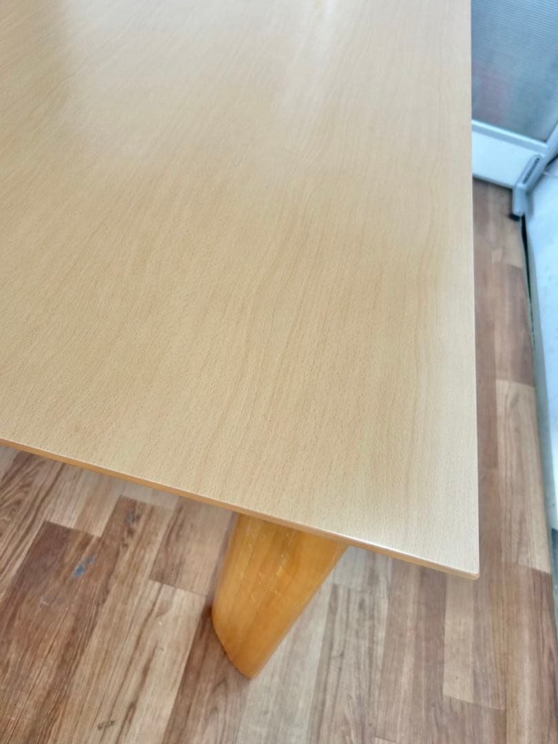 667 大塚家具 ダイニングテーブル　北欧風 モダン ナチュラル 幅135 a