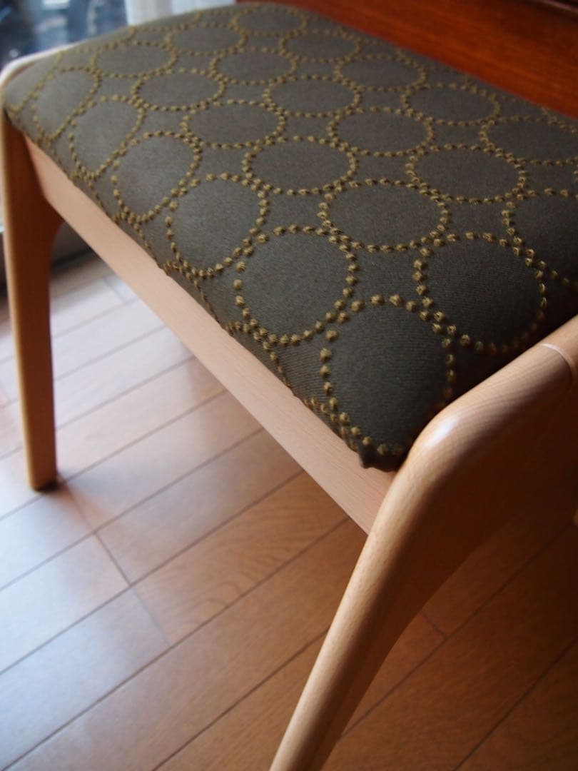 ミナペルホネン マルニ木工 ハンドメイド スツール タンバリン 生地 チェア