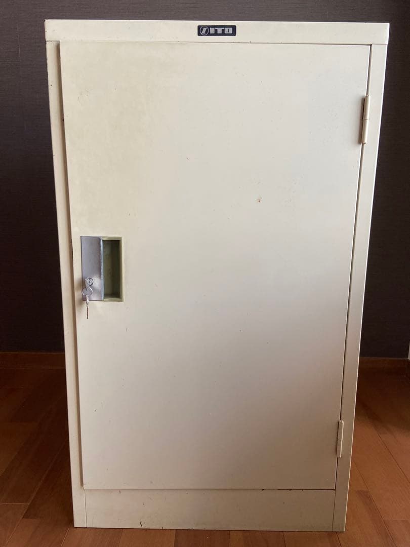 ITO スチールロッカー　(キャビネット) 送料無料】 【在庫処分特価】スチール書庫 APスチールキャビネット 2段