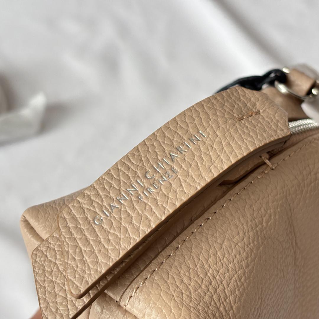 未使用 ジャンニキアリーニ ALIFA 2way ショルダーバッグ ベージュ