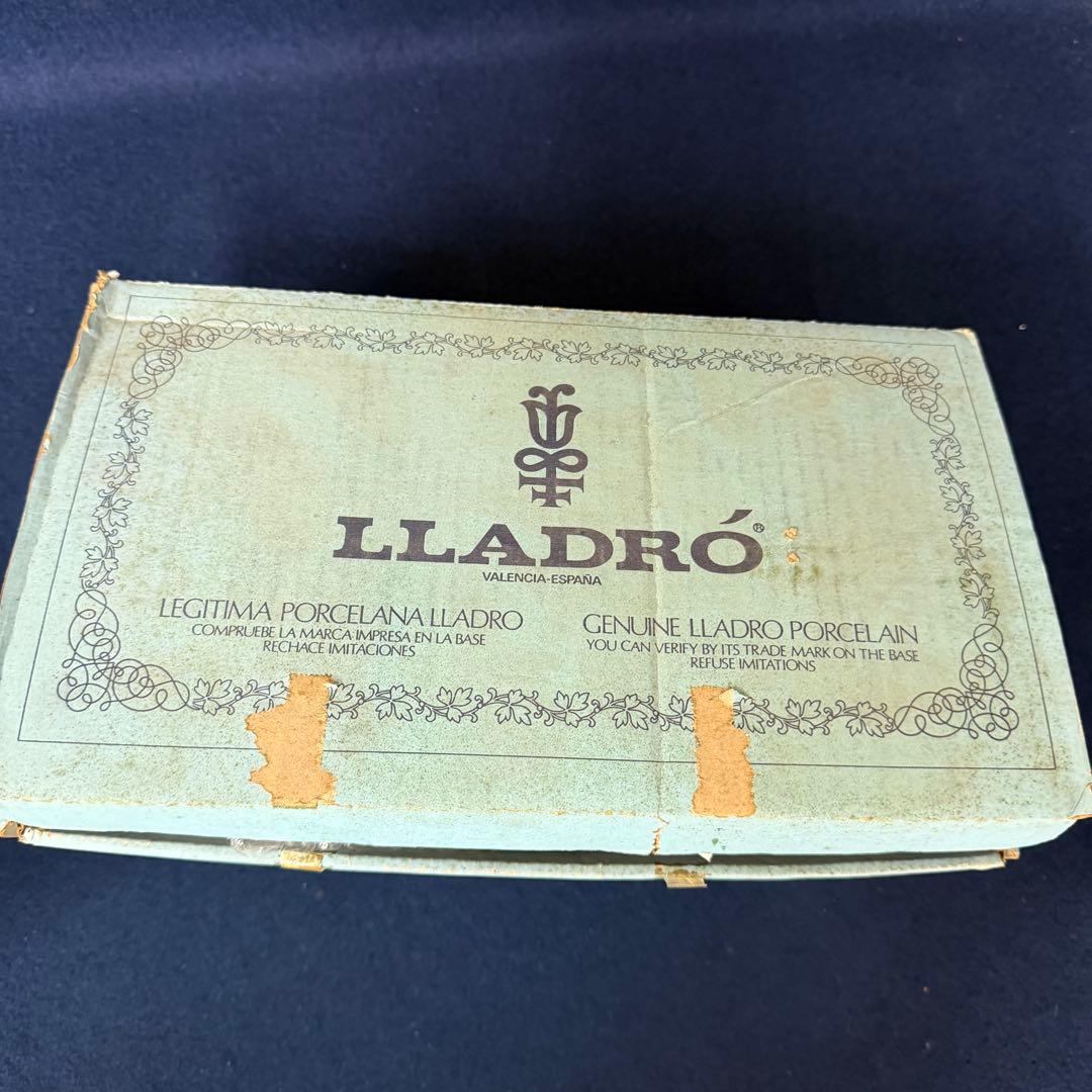 LLADRO リヤドロ 裸の少女 1481 フィギュリン 陶器 箱付