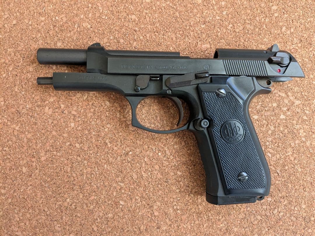 ウエスタンアームズWAベレッタM92FSカーボンブラックジャンク