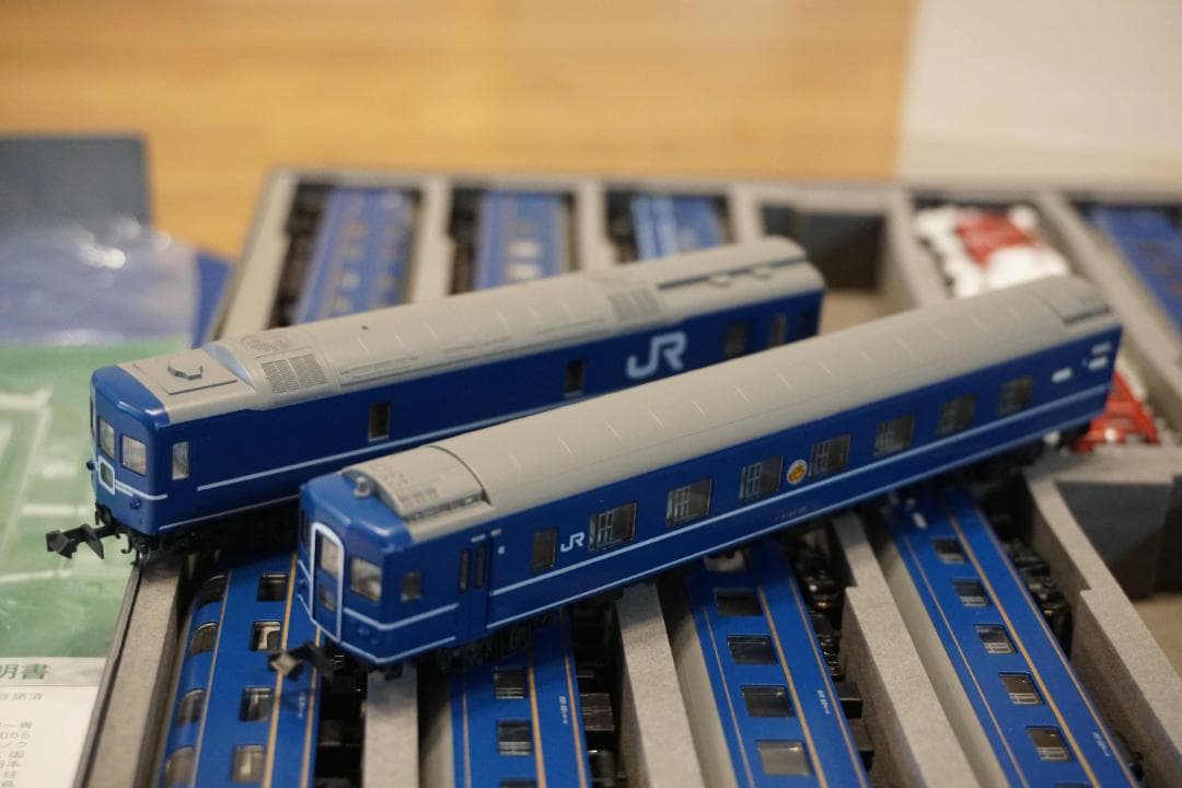 室内灯付き EF81 139 電気機関車 24系 あけぼの 12両編成 鉄道模型