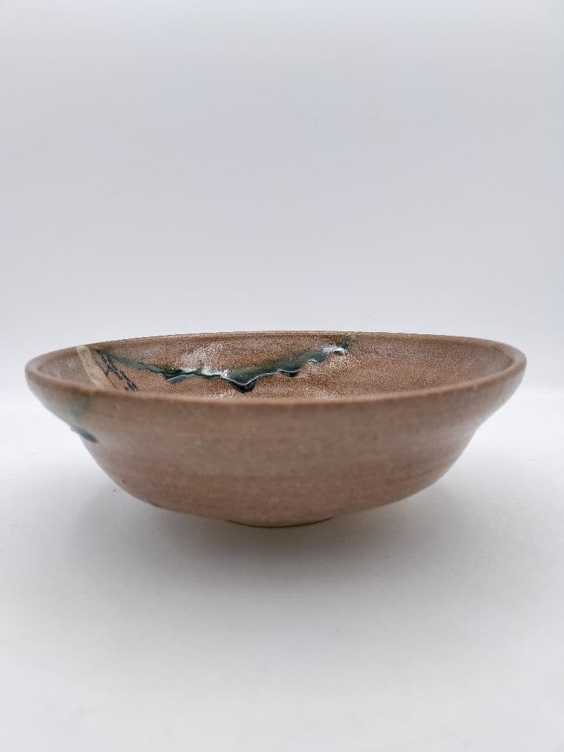 c023 平茶碗 赤織部 忍冬庵 不二窯 佐藤和子 木箱 茶道具 古物