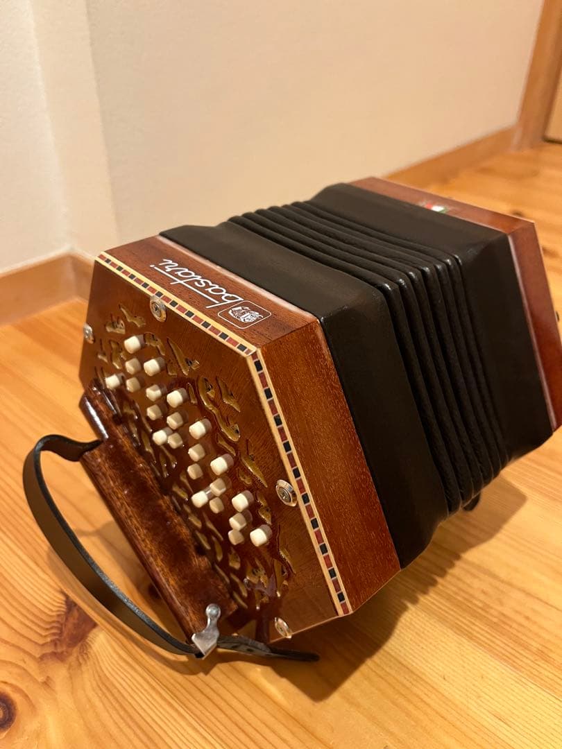 40ボタン　コンサーティーナ 木製 六角形