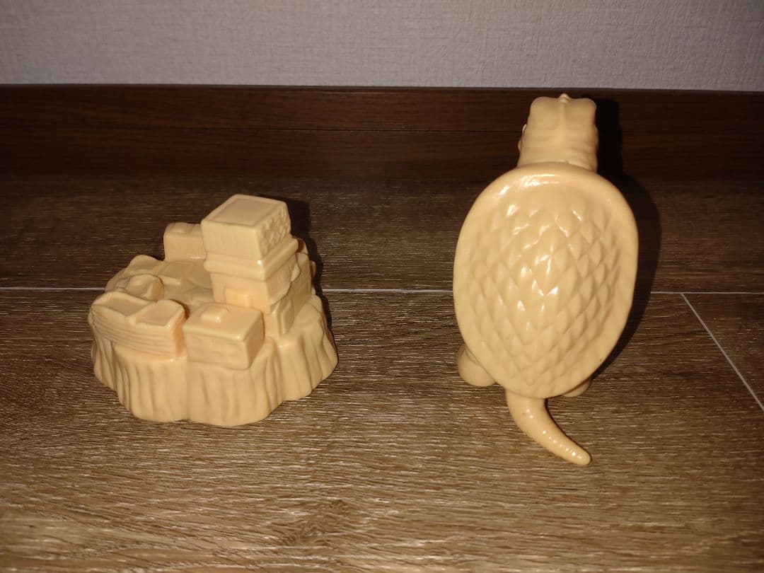 トイグラフ 未塗装 ガメラ マーミット ゴジラ ソフビ マーミット