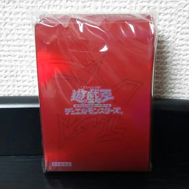 未使用】遊戯王 スリーブ オシリスレッド 赤 60枚 初期 青スリーブ 60