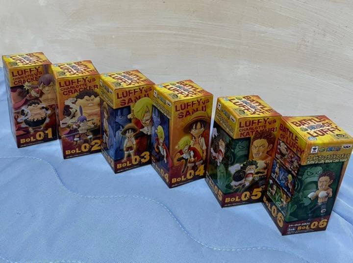 人気 ワールドコレクタブルフィギュア バトルオブルフィ ホールケーキ