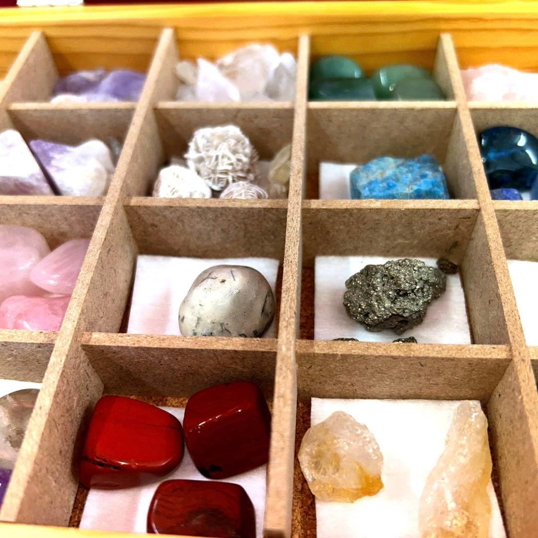 デアゴスティーニ⭐️トレジャーストーン 鉱物 天然石 化石 標本 8箱