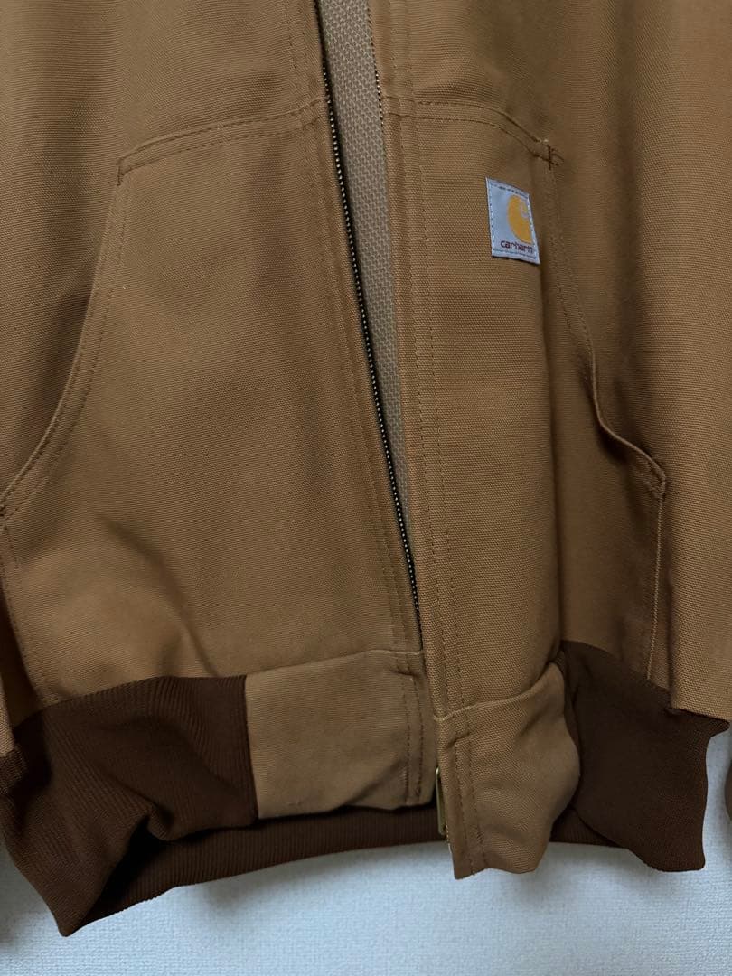 Carhartt ブラウン フード付きジャケット
