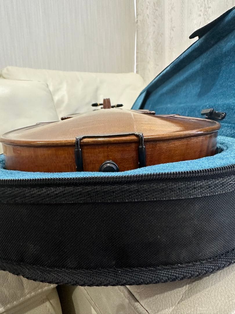 ルーマニア製 ［希少上位機種］バイオリン 4/4 2008年製 美品