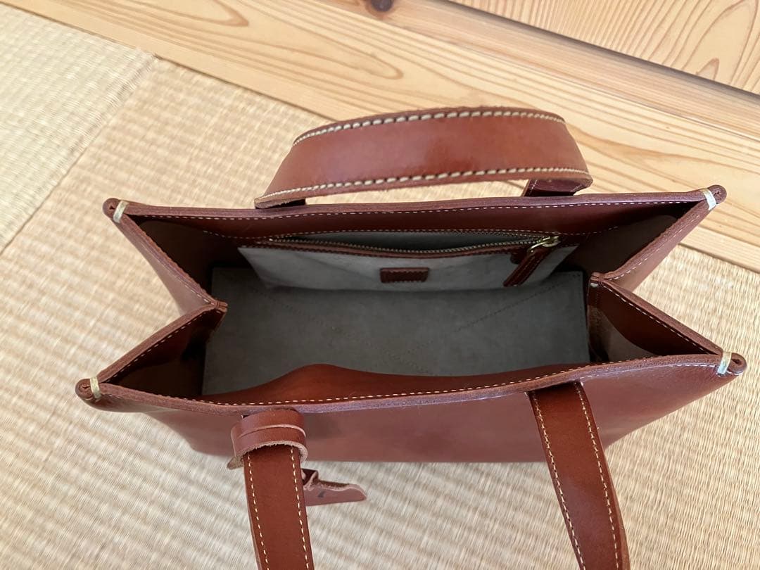 土屋鞄　ディアリオ　ハンディトート