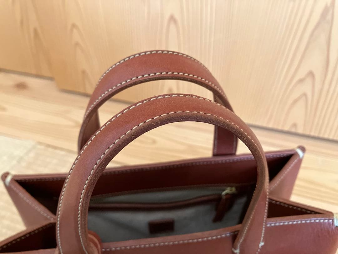 土屋鞄　ディアリオ　ハンディトート