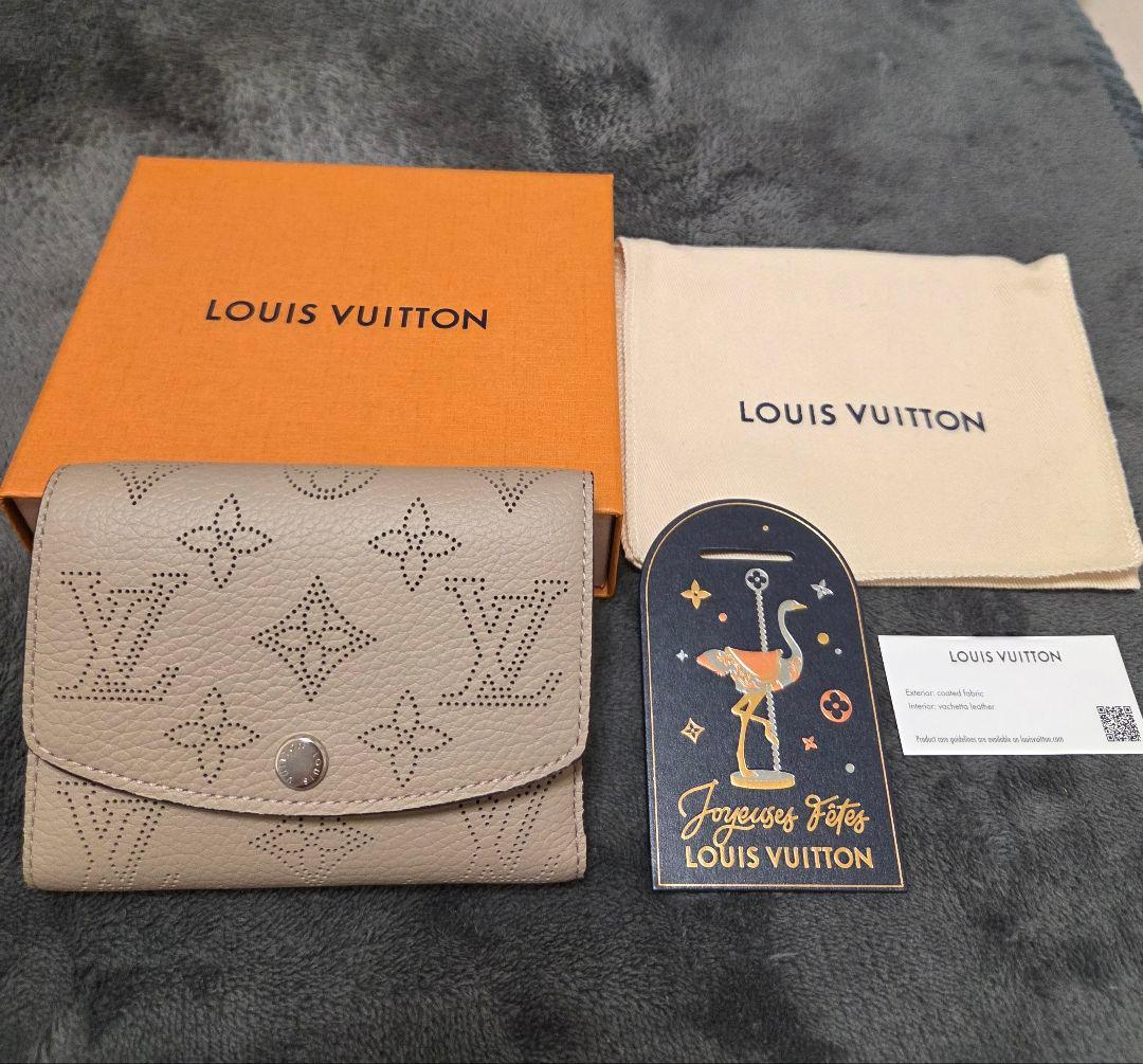 新品 ルイヴィトン ポルトフォイユヴィクトリーヌ マヒナM82680 LOUIS