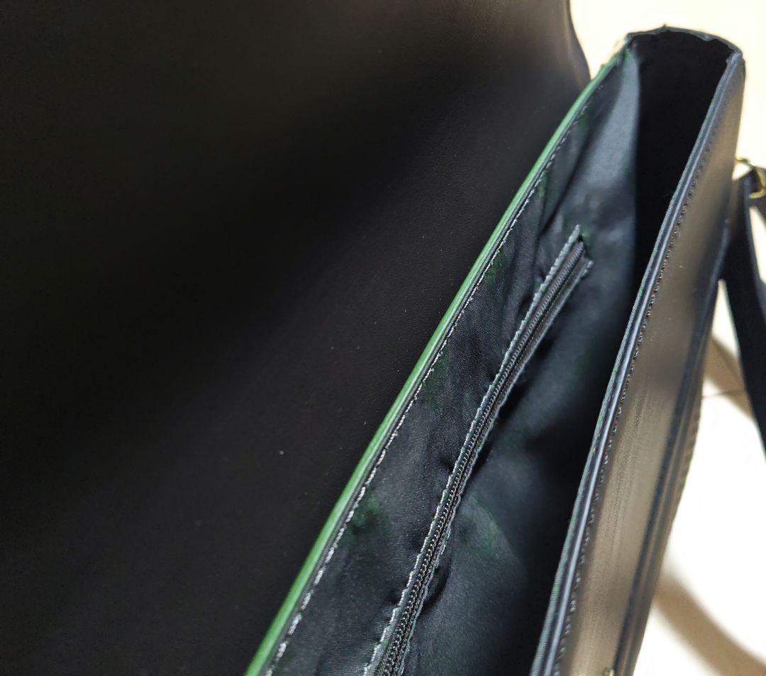 marvel　ロキ　ショルダーバック＋パスケース