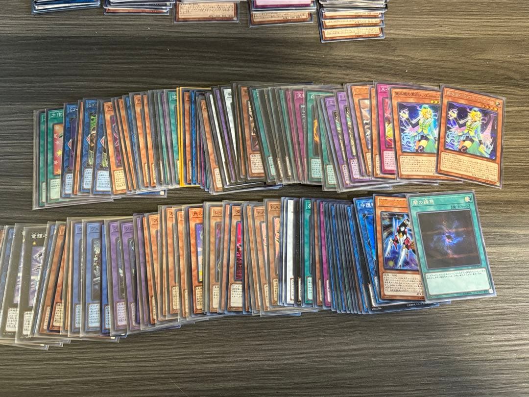 遊戯王　スーパーレア以上　約2200枚　引退品　プリズマ　25th レリーフ