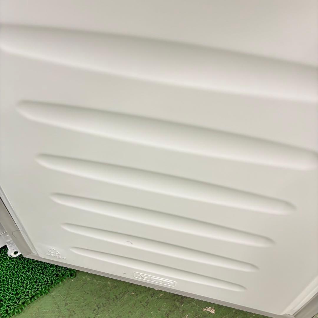 625 冷蔵庫　一人暮らし　ブラック　200L弱　極美品　小型　洗濯機販売も可