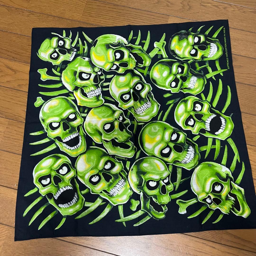 Supreme Skull Pile Bandana Green バンダナ
