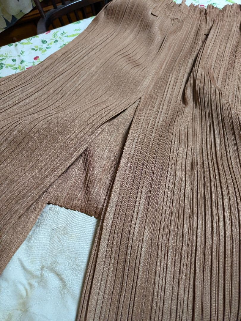 プリーツプリーツサルエルパンツ