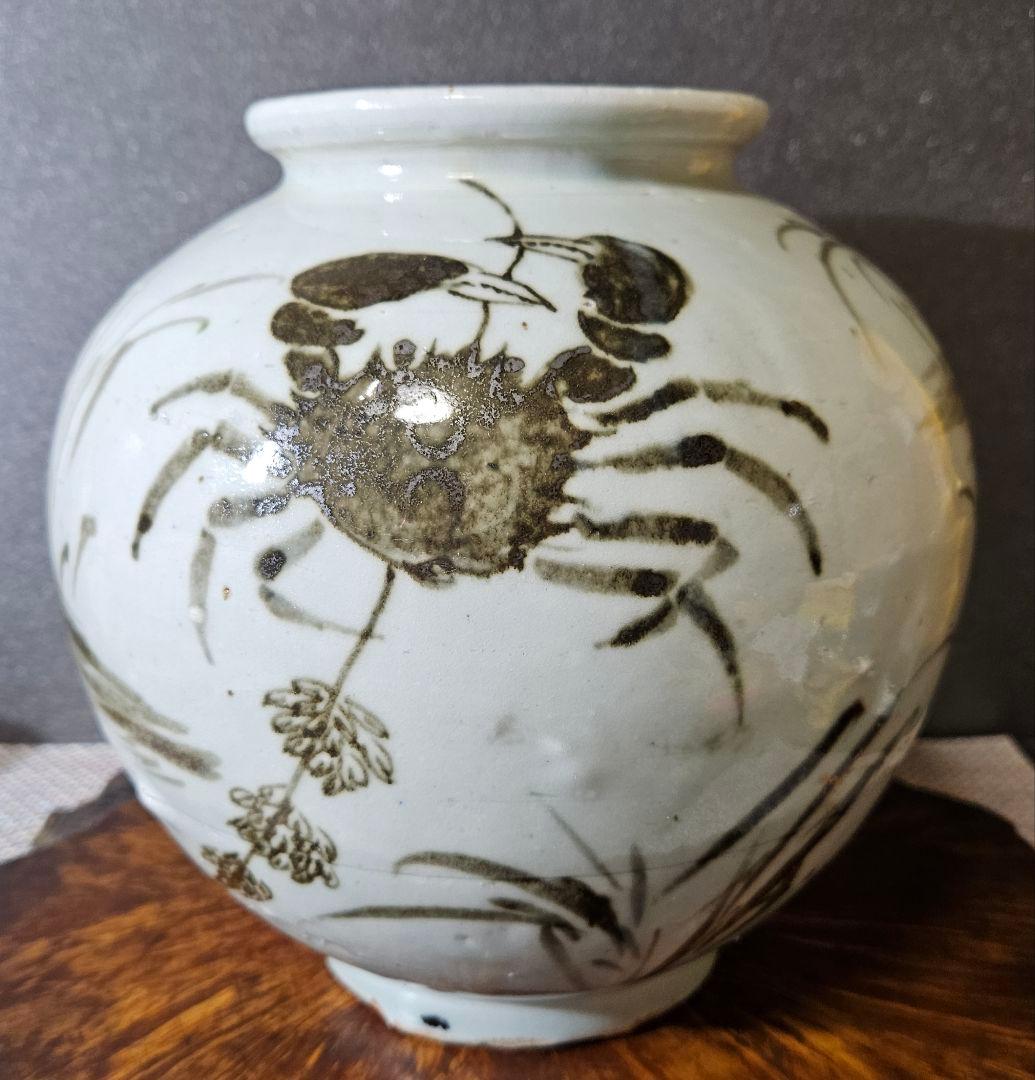 李朝系　鉄砂　鉄釉　蟹に水藻の図　瓶　壺 花入れ　花生け　オブジェ　茶道具茶器