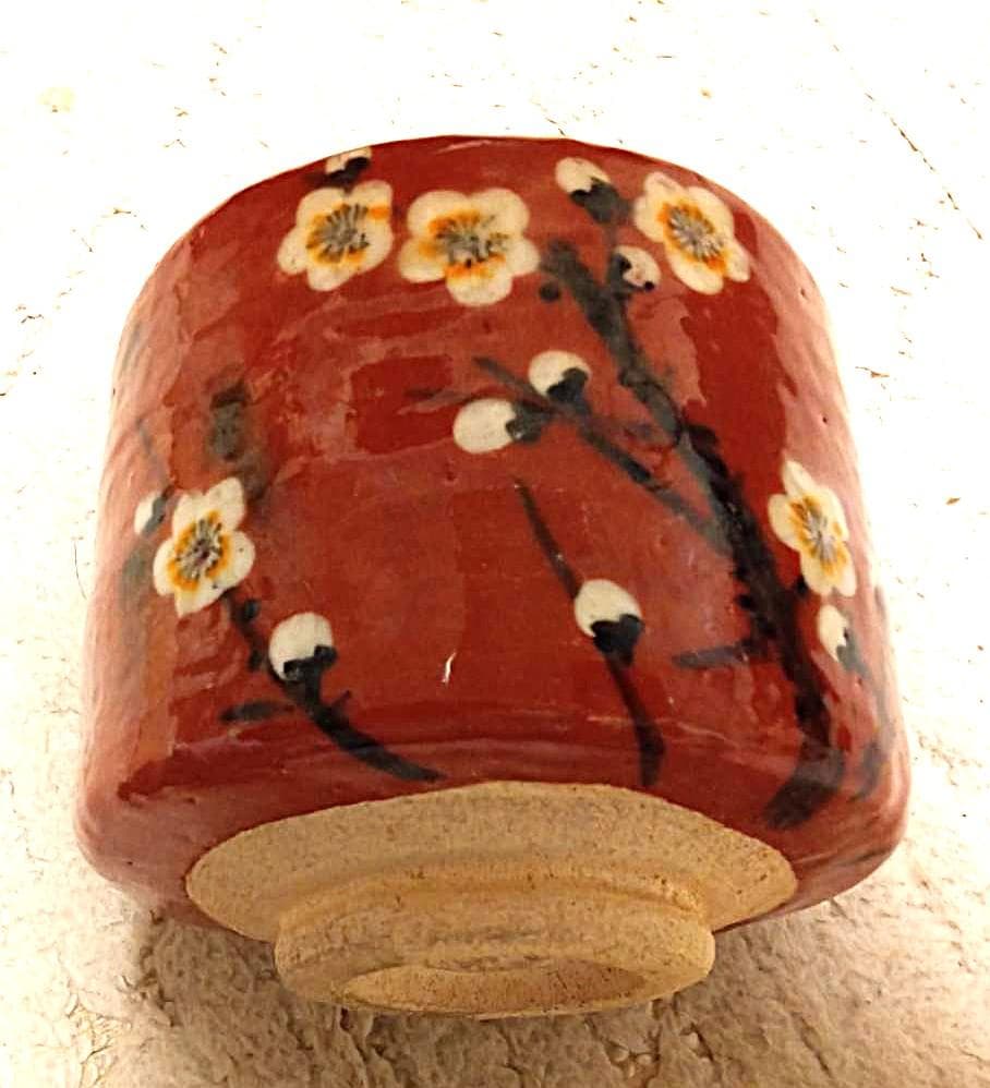 RAKUTYAWAN 川嵜和楽作 ・梅花爛漫絵図赤楽深茶碗～和楽窯7代刻印