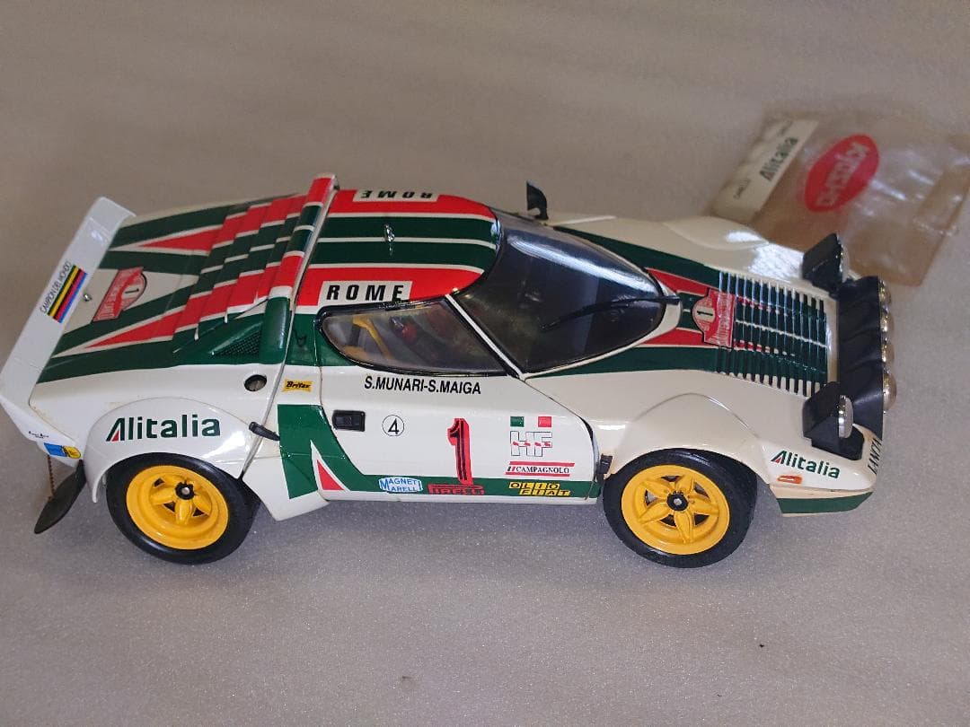 京商 1/18 ランチア・ストラトス HF Rally 開封品・箱無