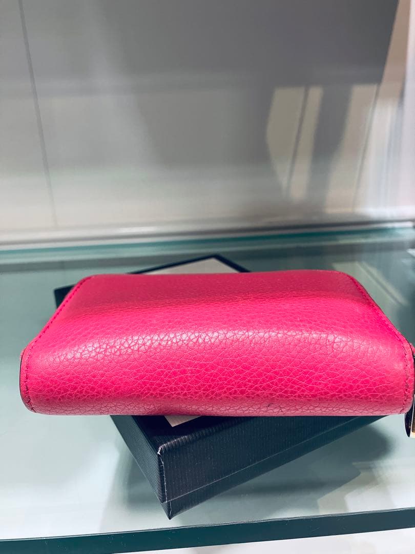 グッチ GUCCI ロゴプリント　コンパクト　ラウンドジップ　ケース