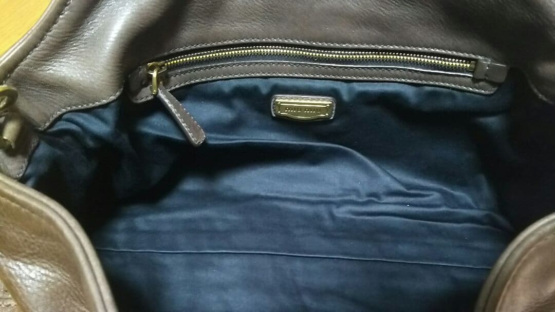 MIU MIU☆ショルダーバッグ☆男女兼用OK