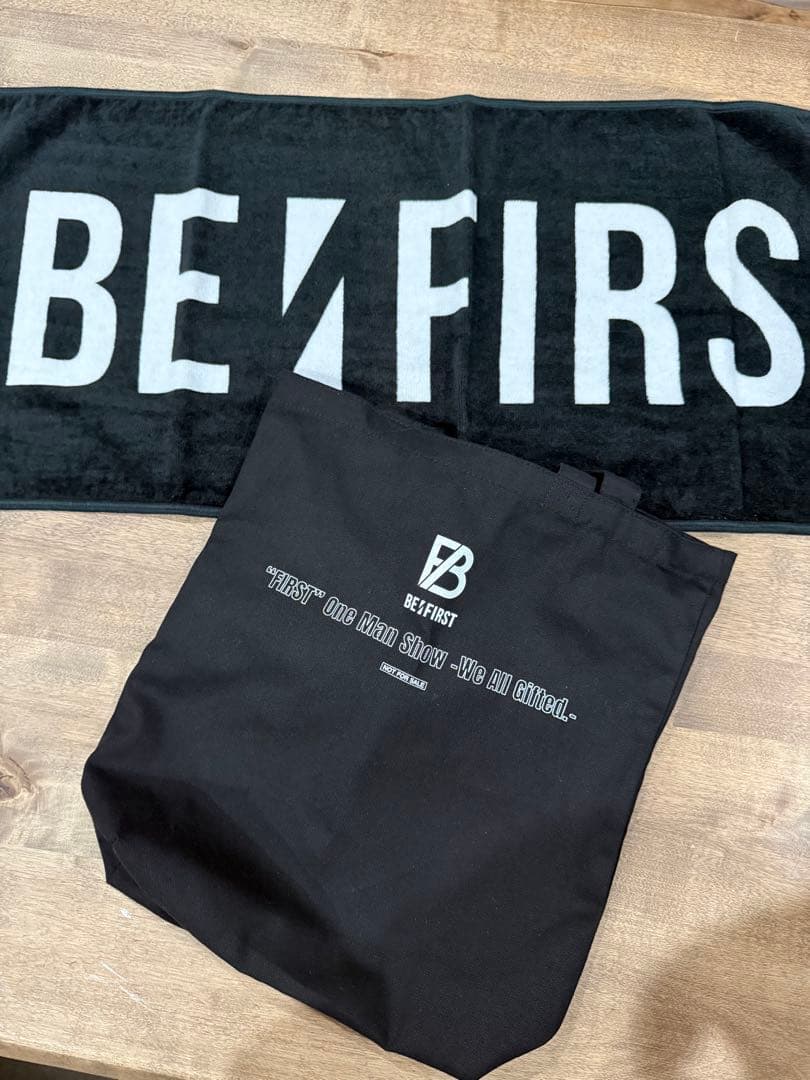 初期】BE:FIRSTロゴフェイスタオル Amazon.co.jp: BE:FIRST ビー