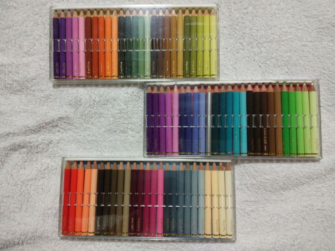 フェリシモ色鉛筆 325色 低 価格 通販