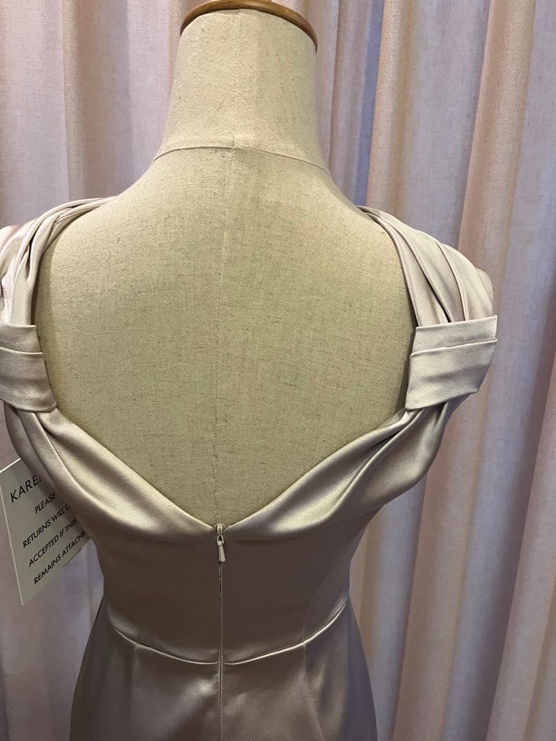 新品】Karen Millen シャンパンカラーのサテンドレス