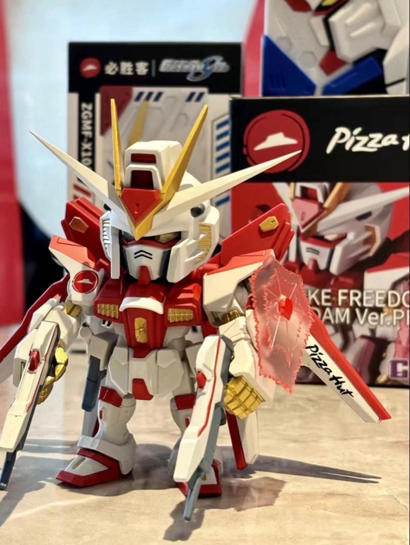 限定QMSVガンダムSEEDピザハット連名【フリーダムガンダム】【海外限定