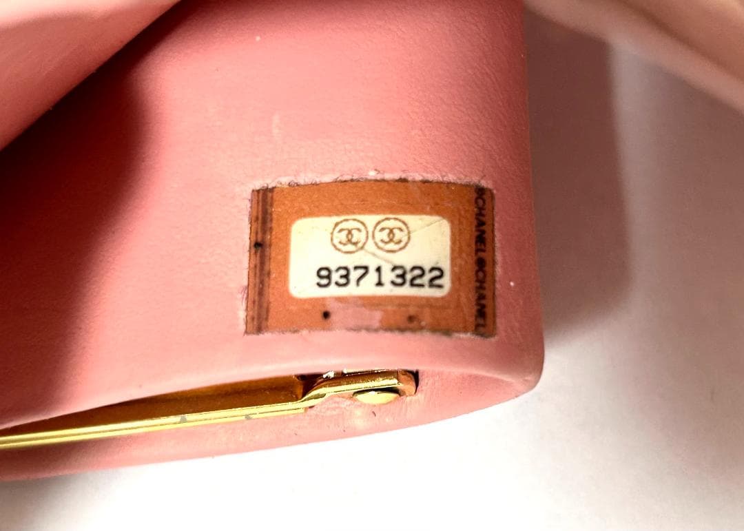 CHANEL／シャネル キャビアスキン ココマーク がま口二つ折り財布 ピンク