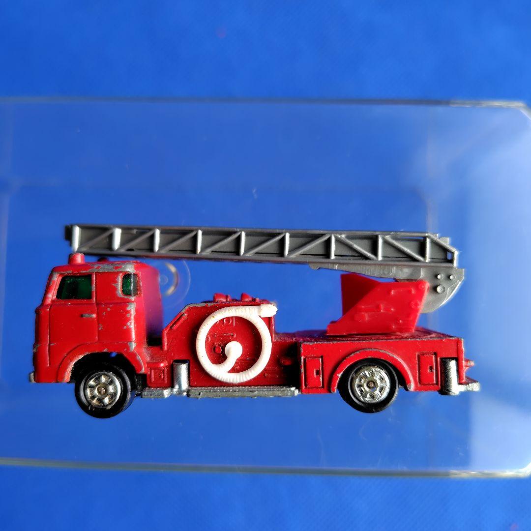 トミカ　日野消防自動車　tomica 昭和レトロ