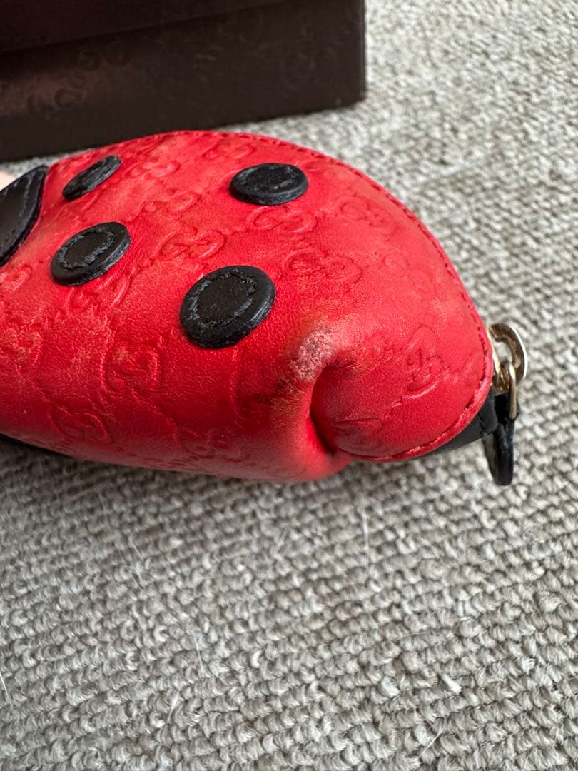 『希少』GUCCI ケース てんとう虫 入手困難