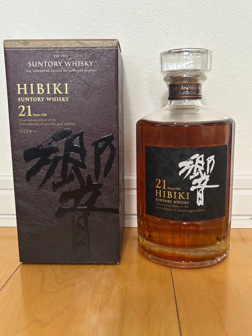 響21年 Hibiki 21y 700ml 化粧箱入り サントリー響 21年 700ml 化粧箱あり【東京都発送限定】 | KOFUKU SHUHAN