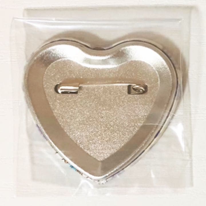 新品★あんスタ【零＆薫＆晃牙＆凛月】バレかく★特典★ハート缶バッジ★セット