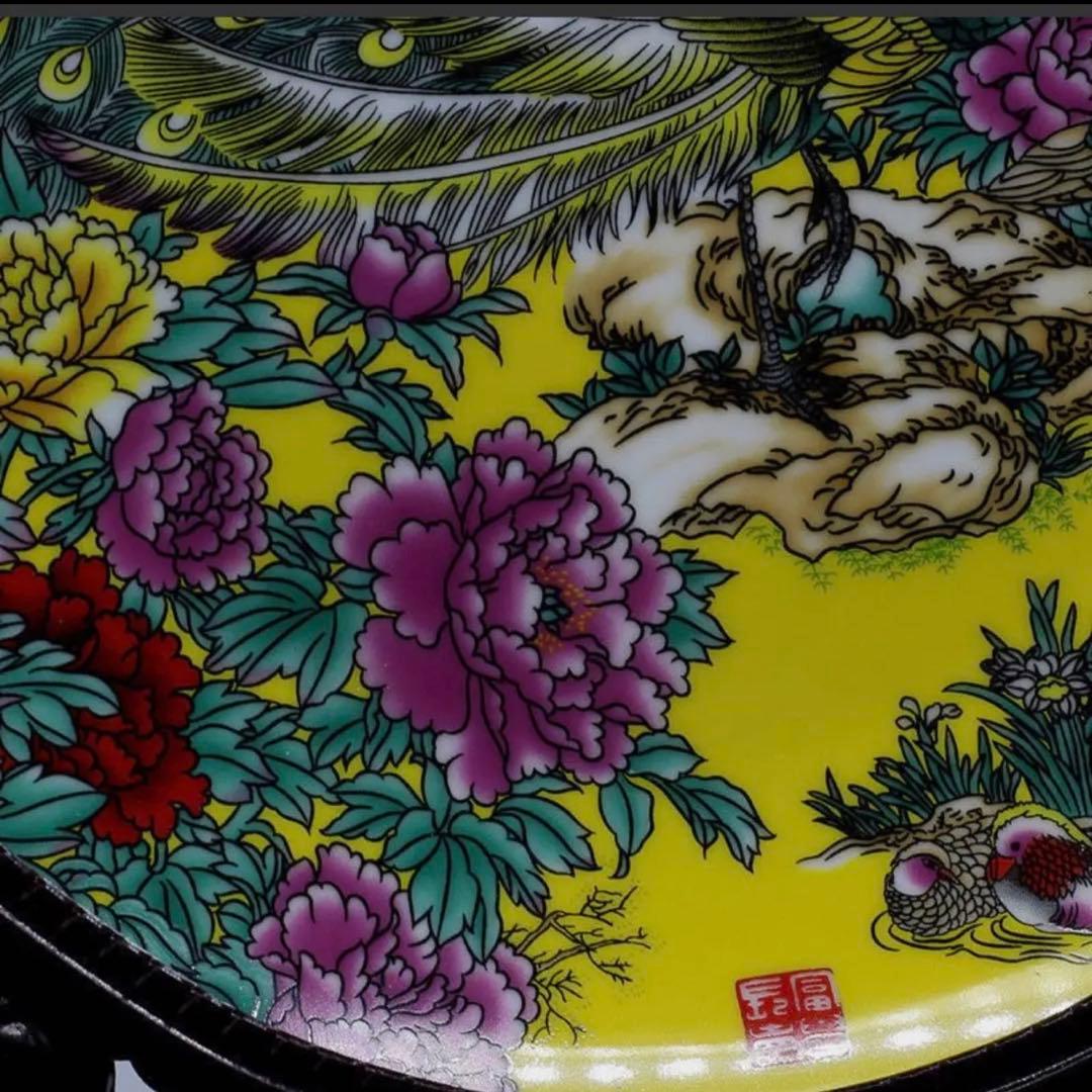 中国骨董　大清王朝　景徳鎮製宮廷御用達富貴図大皿　皿立て付き　縁起物
