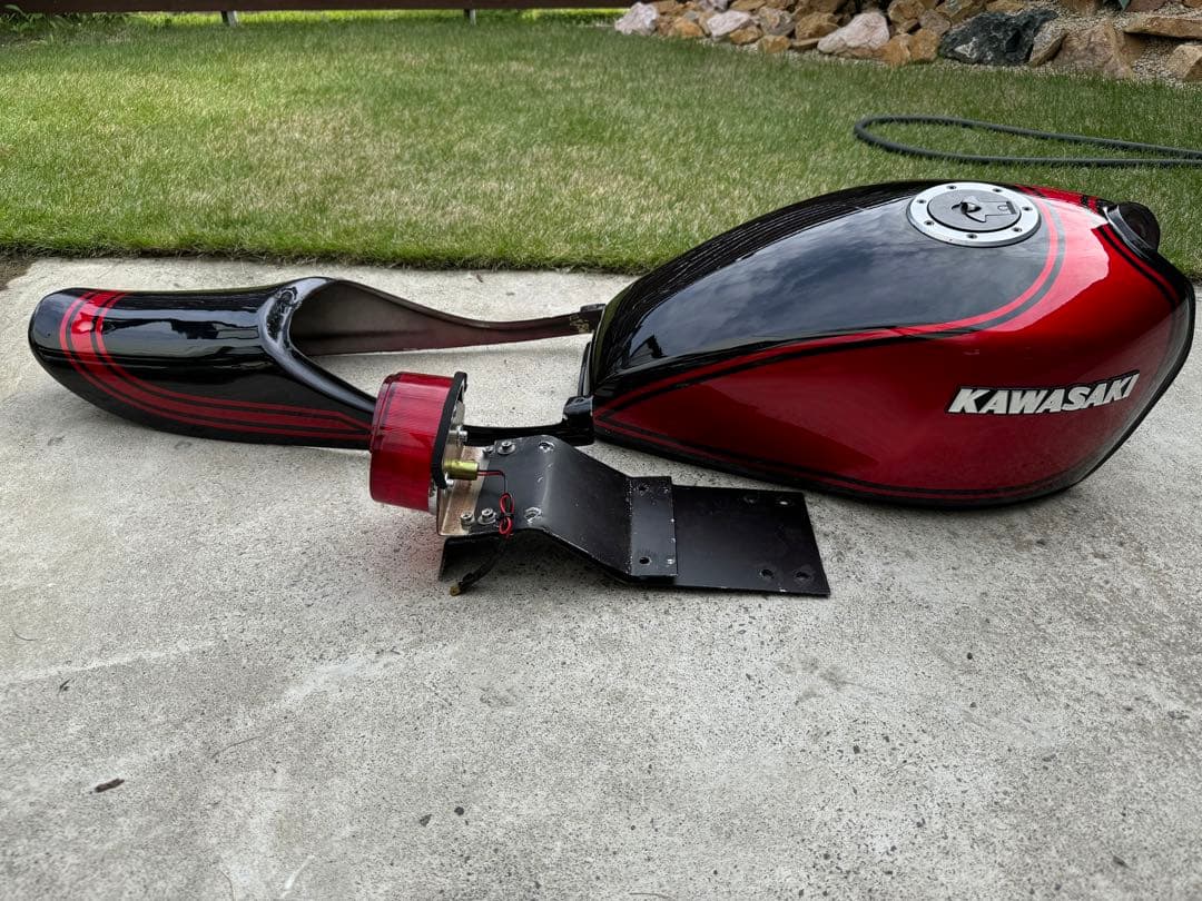 希少ハーレースポーツスター883アイアン用SIMON KUSTOM タンクカバー