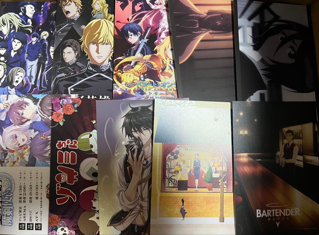 アニメキャラクター紙雑貨1900枚以上大量まとめ売り