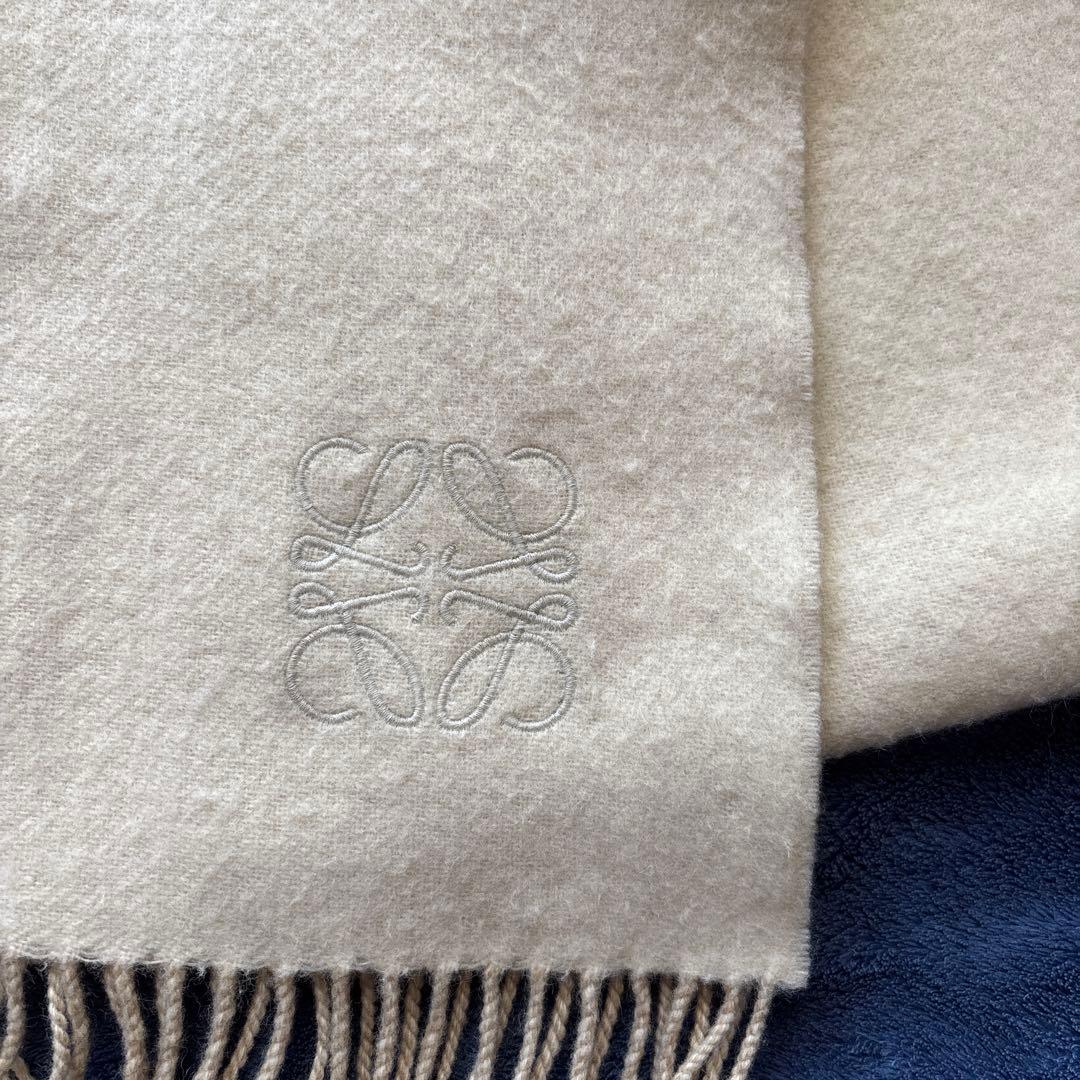 LOEWEロエベ・リバーシブルマフラー・ベージュ×アイボリー男女兼用