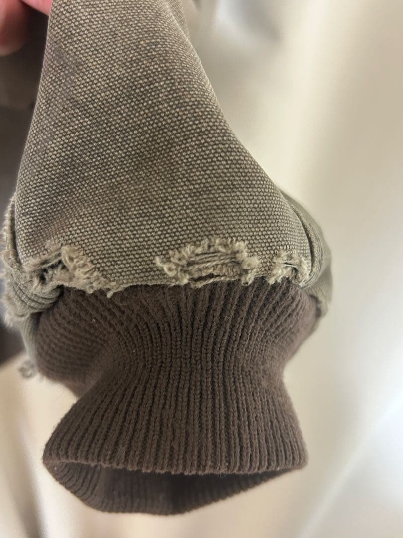 Carhartt J26 CHT フード付きジャケット グレー