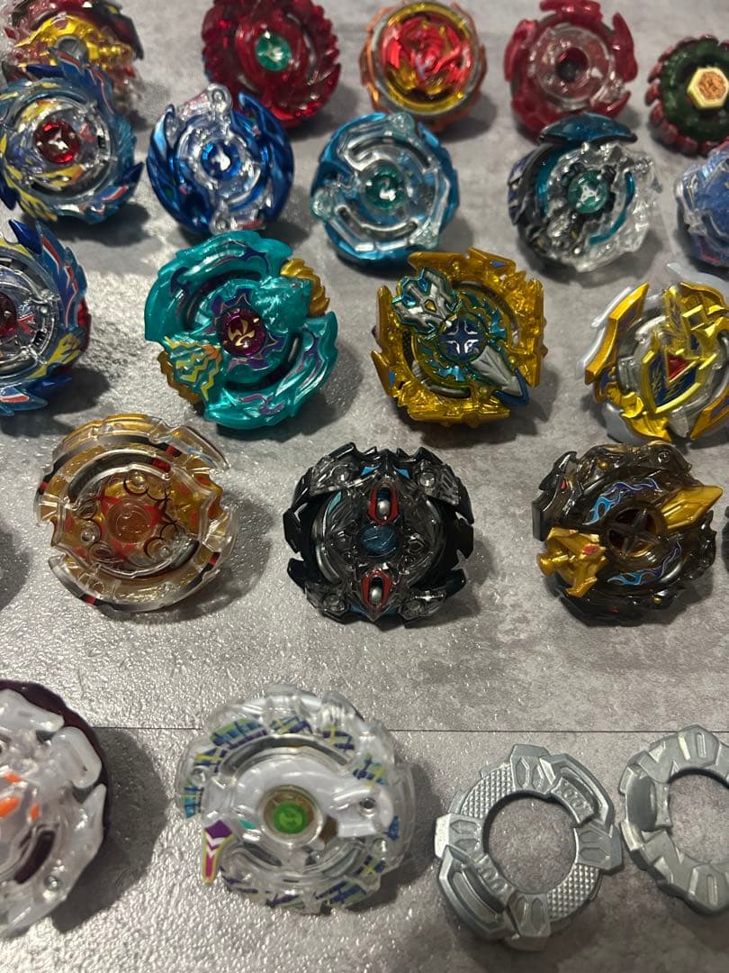 ベイブレードまとめ売りセット（おまけ付き）