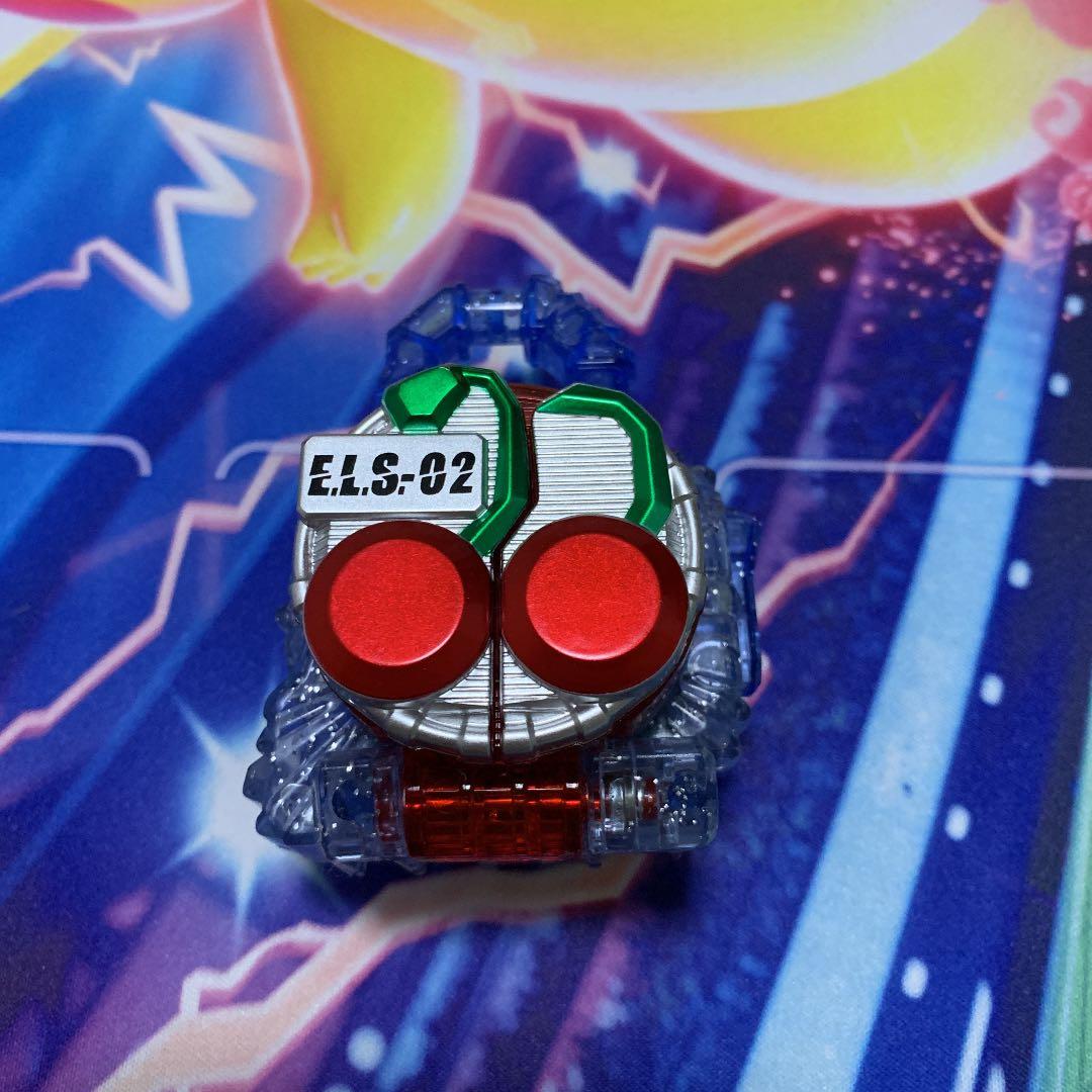 ゲネシスドライバー、エナジーロックシード4種、ソニックアロー 仮面