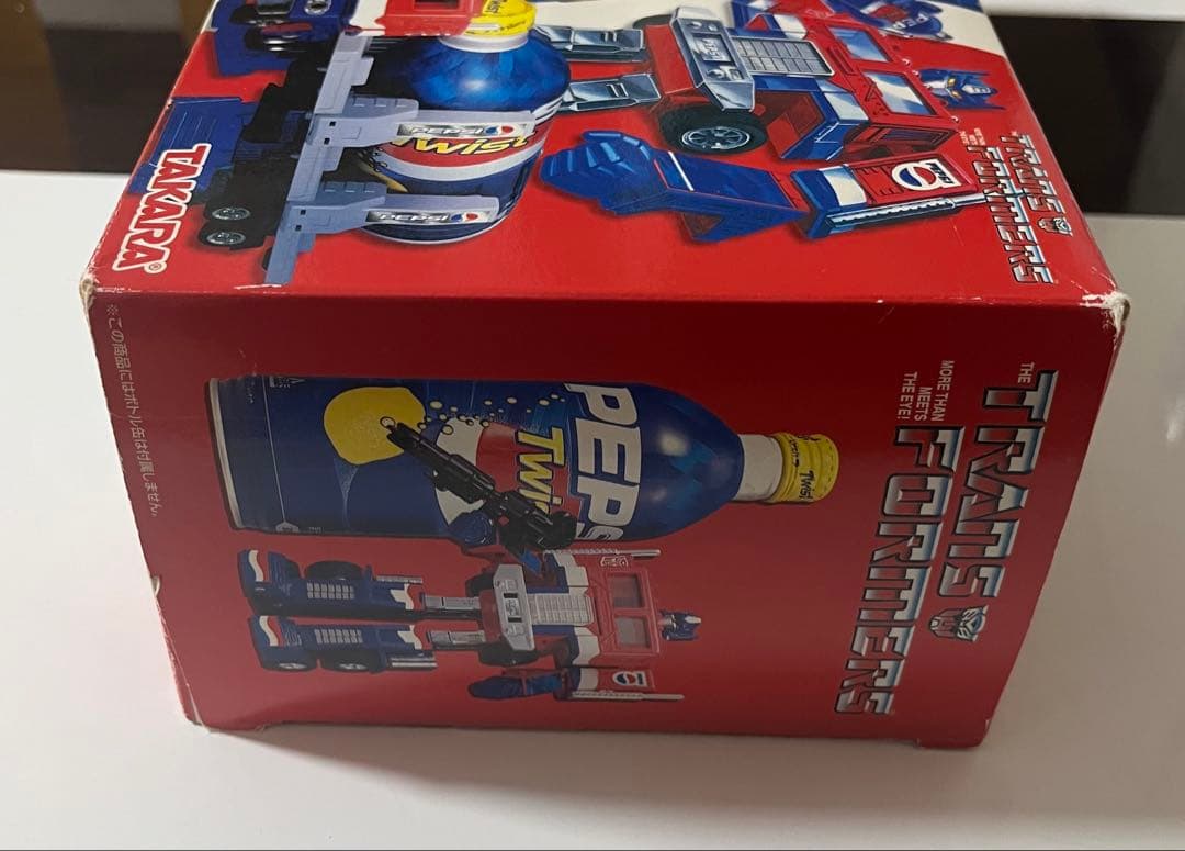 希少 タカラ トランスフォーマ ペプシコンボイ