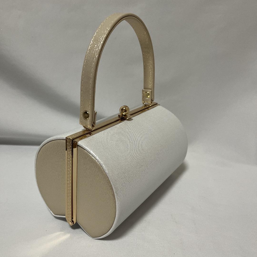 ✨新品✨振袖　振り袖　シルバー　ベージュ　フリーサイズ　和装用バッグ　草履セット