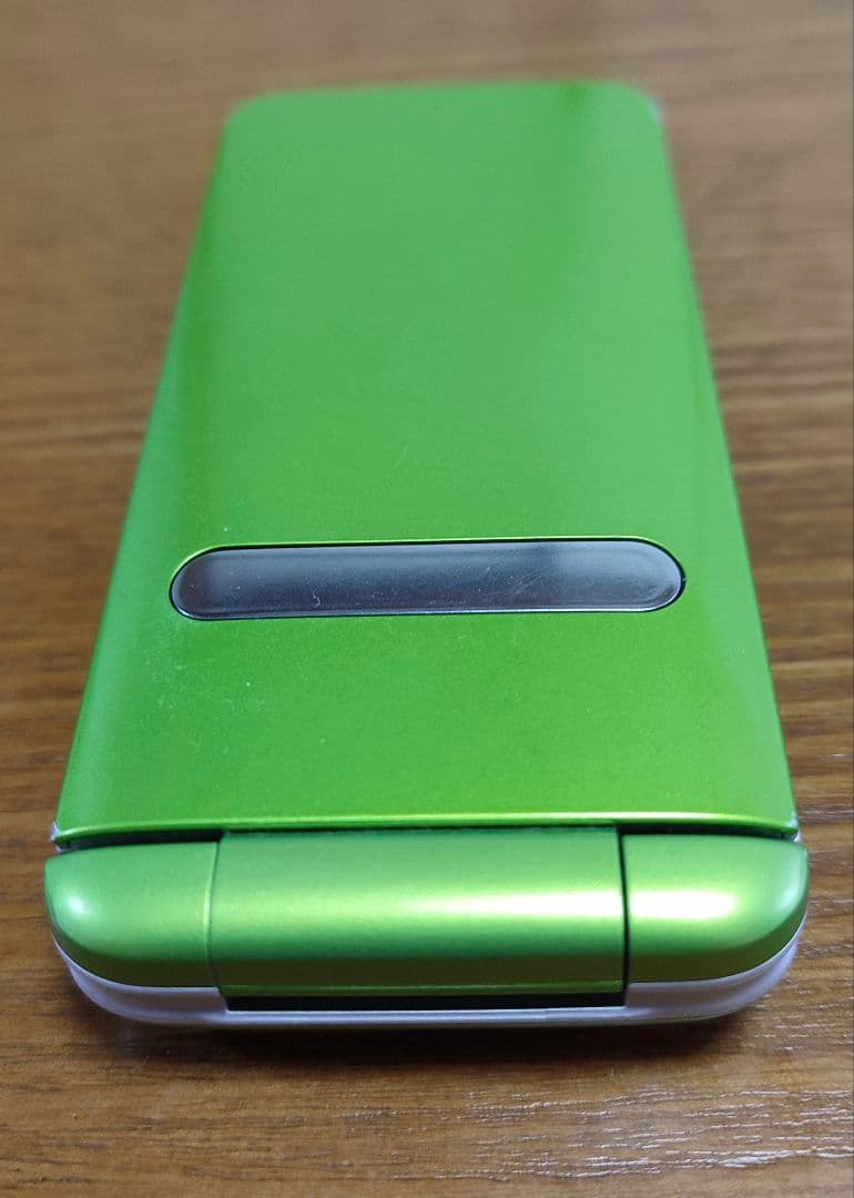 KYF37 グリーン 折り畳み式 ガラホ バッテリーも元気です！オマケ付