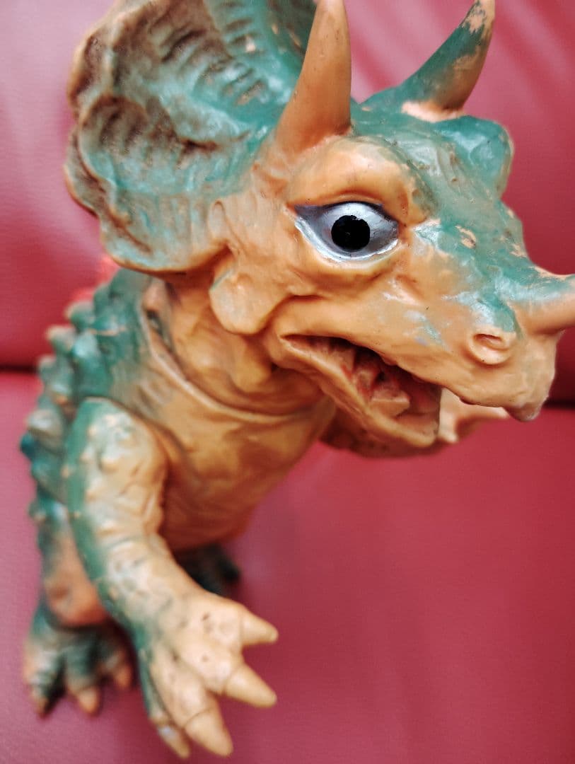 ピ*ロ様 激レア！ 当時もの パチ怪獣 トリケラン 三浦トーイ 当時物 昭和